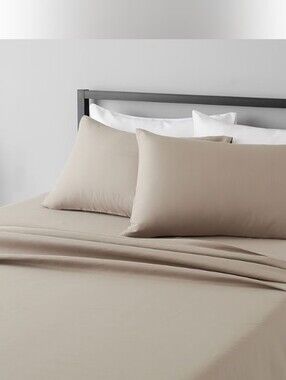 NWT Amazon Basics Super Soft Microfiber Full Size Sheets